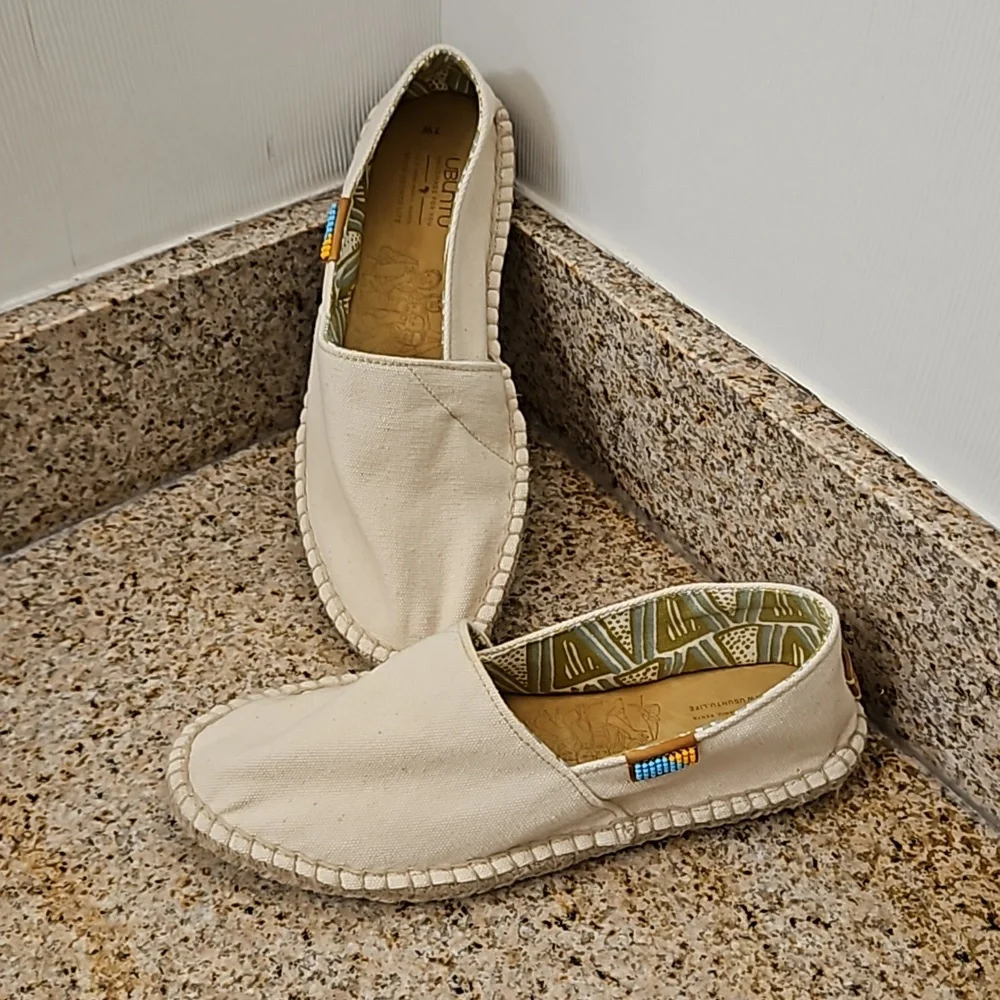 NEW Ubuntu Women’s Handmade Canvas Espadrille Slip On Shoes Size 7